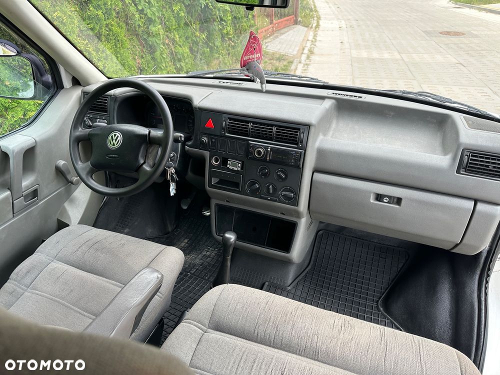 Volkswagen Transporter - 5