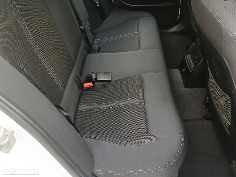 BMW 116 d Line Sport Auto - 24