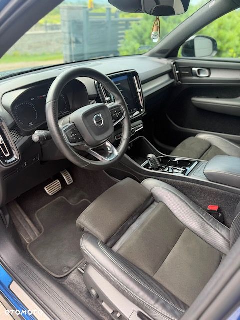 Volvo XC 40 T3 R-Design - 5