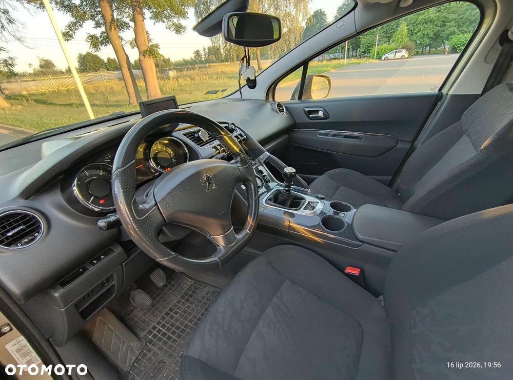 Peugeot 3008 - 13