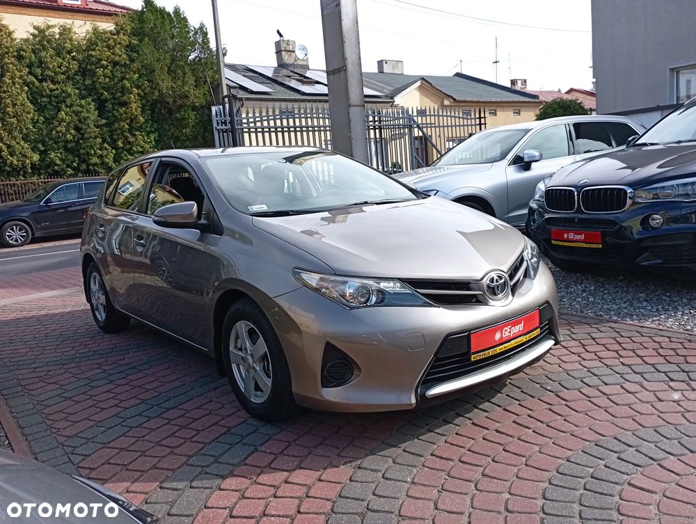 Toyota Auris 1.33 VVT-i Life Comfort - 3