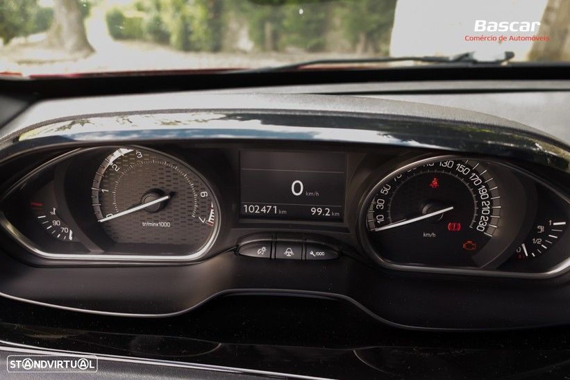 Peugeot 208 1.6 THP GTi - 39