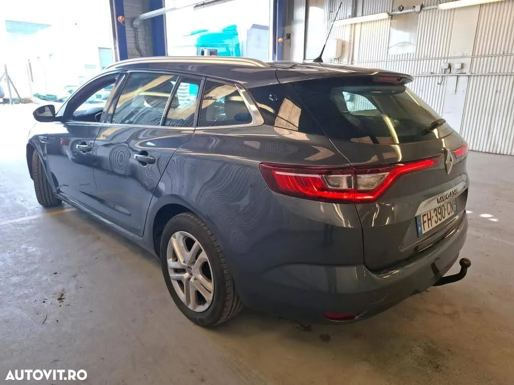 Renault Megane - 24