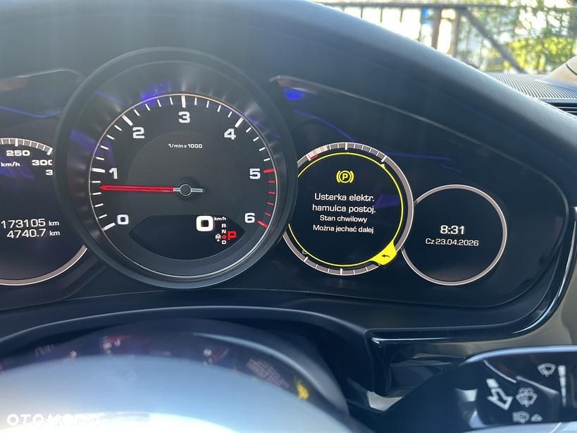 Porsche Panamera - 13