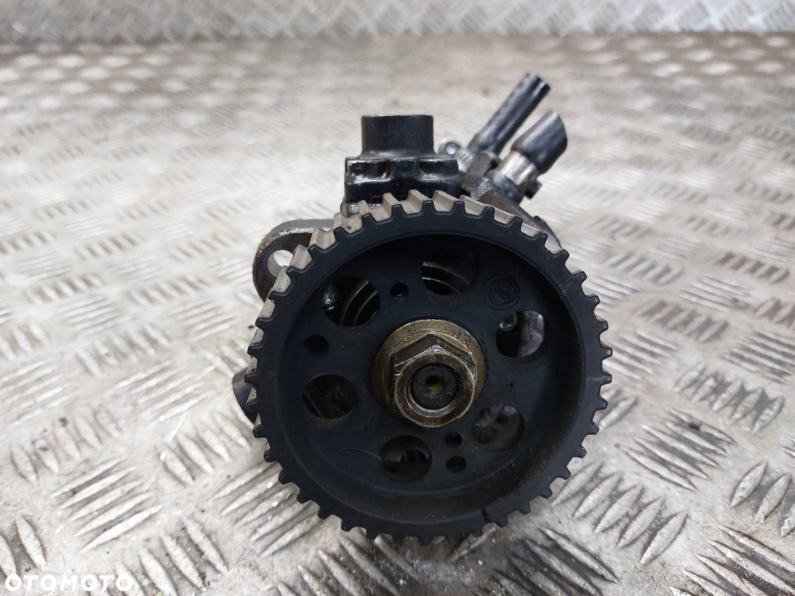 POMPA WTRYSKOWA VECTRA C 1.9 CDTI 0445010097 0055204599 09284006511 - 2