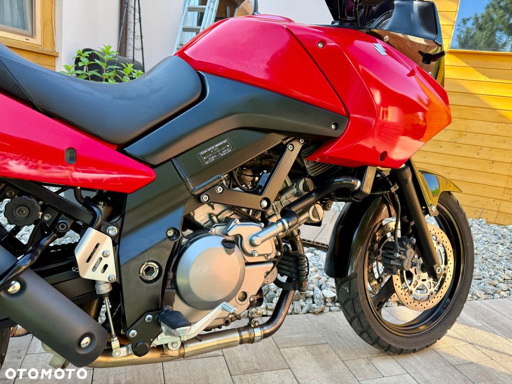 Suzuki V-STROM - 4