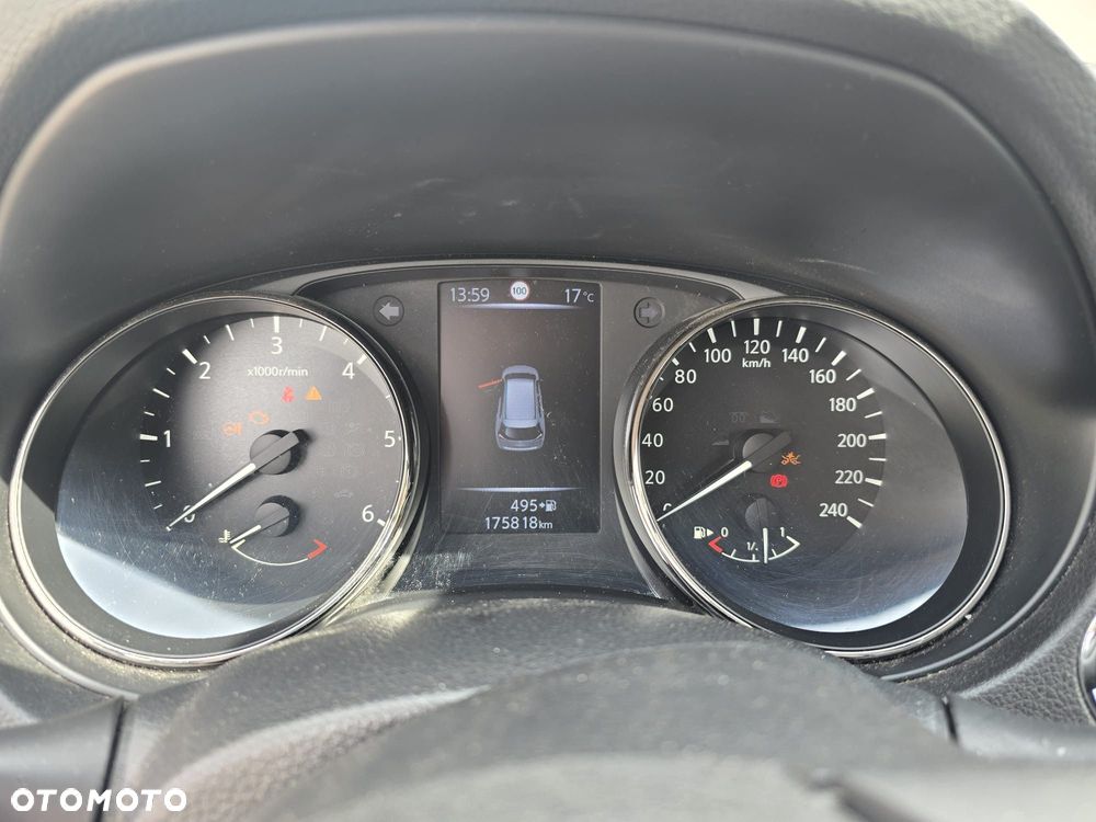 Nissan X-Trail - 9