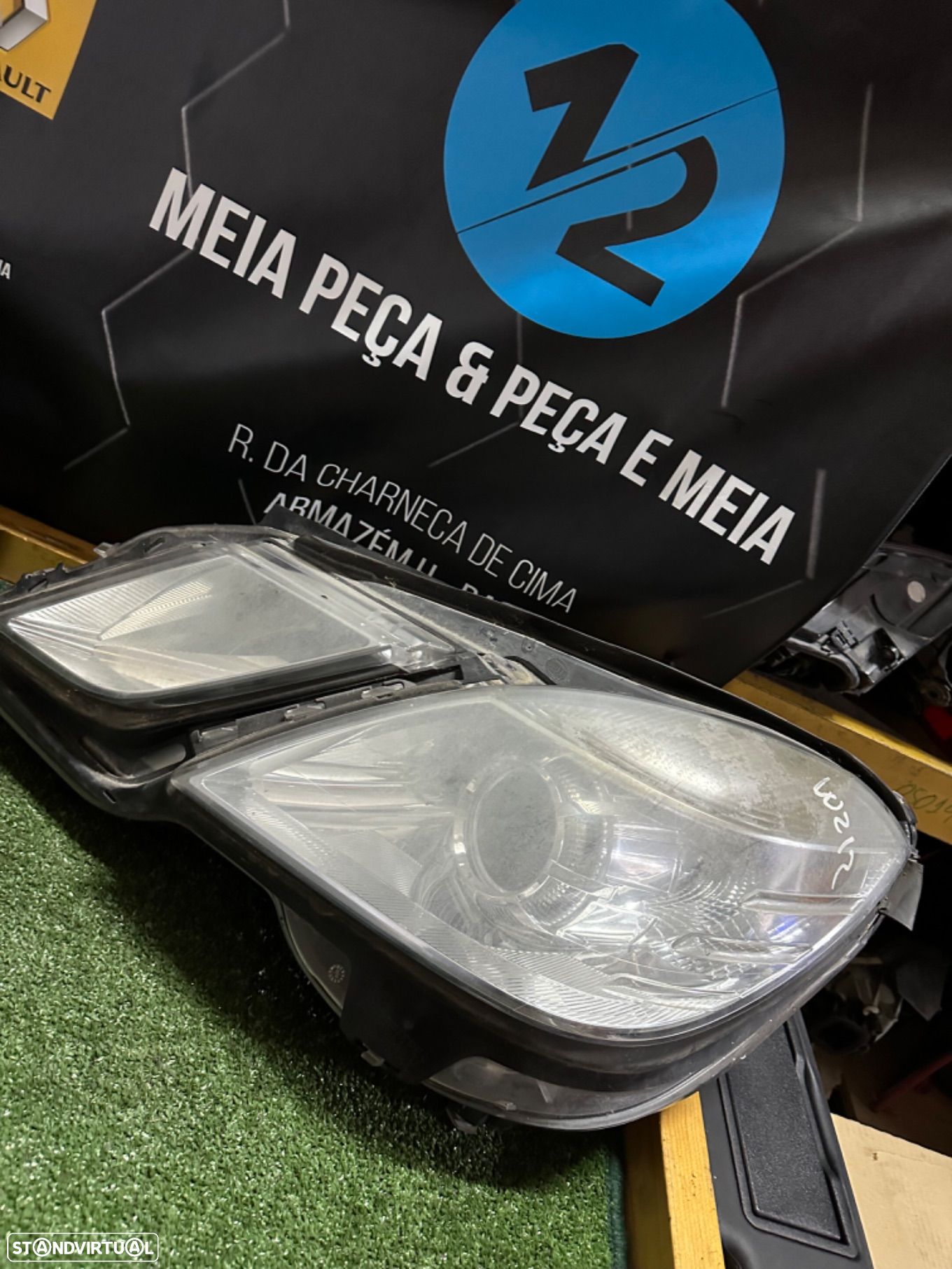 Farol frente esquerdo Mercedes W212 normal - 1