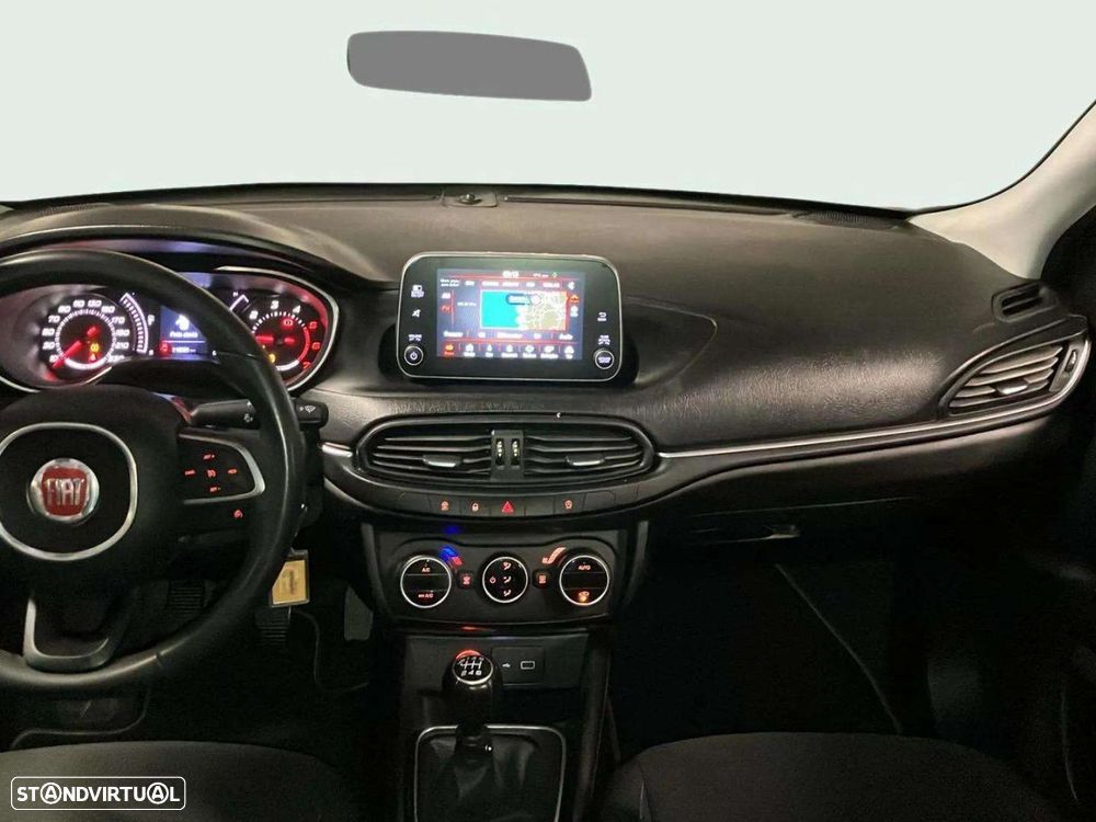 Fiat Tipo Station Wagon 1.6 M-Jet Lounge J17 - 9