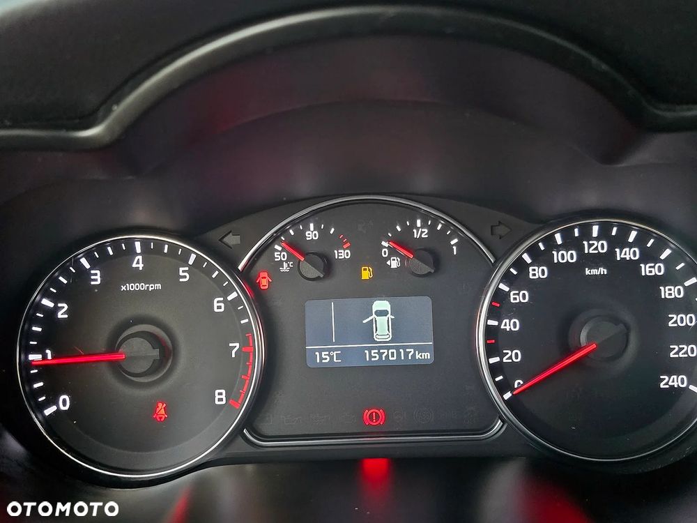 Kia Carens 1.6 GDI L 7os EU6 - 20