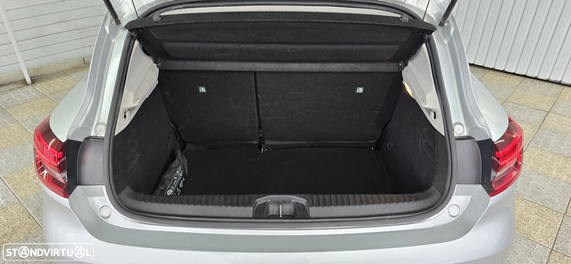 Renault Clio 1.5 Blue dCi Intens - 11