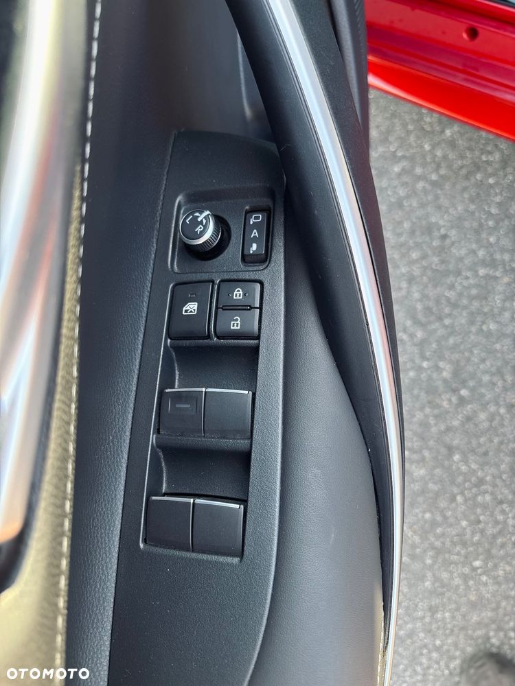 Toyota Corolla 1.8 Hybrid Style - 23