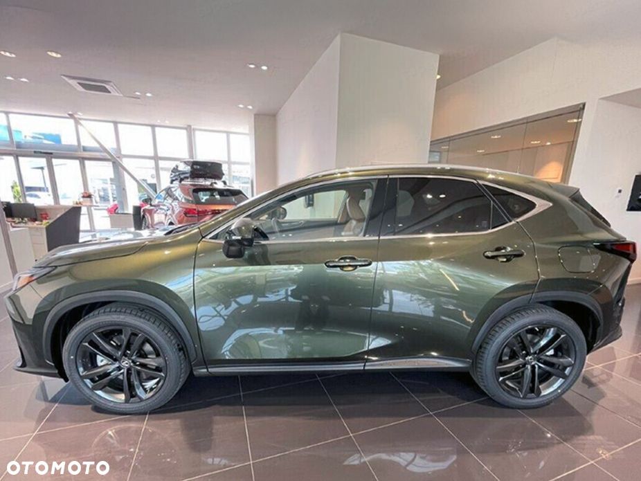 Lexus NX - 7