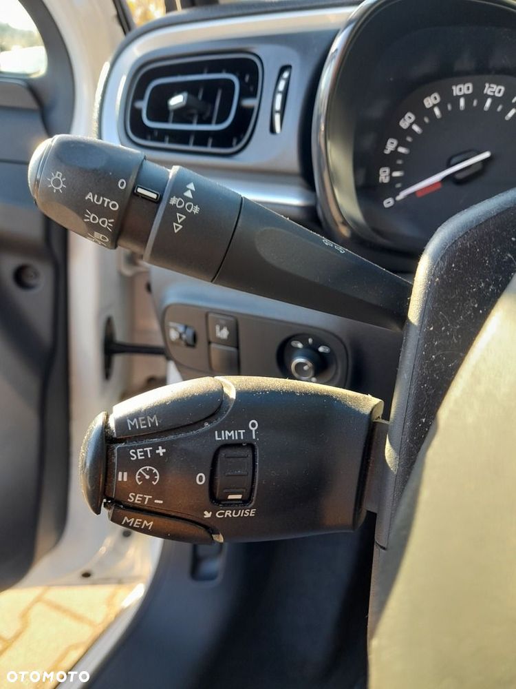 Citroën C3 1.2 PureTech Feel - 16