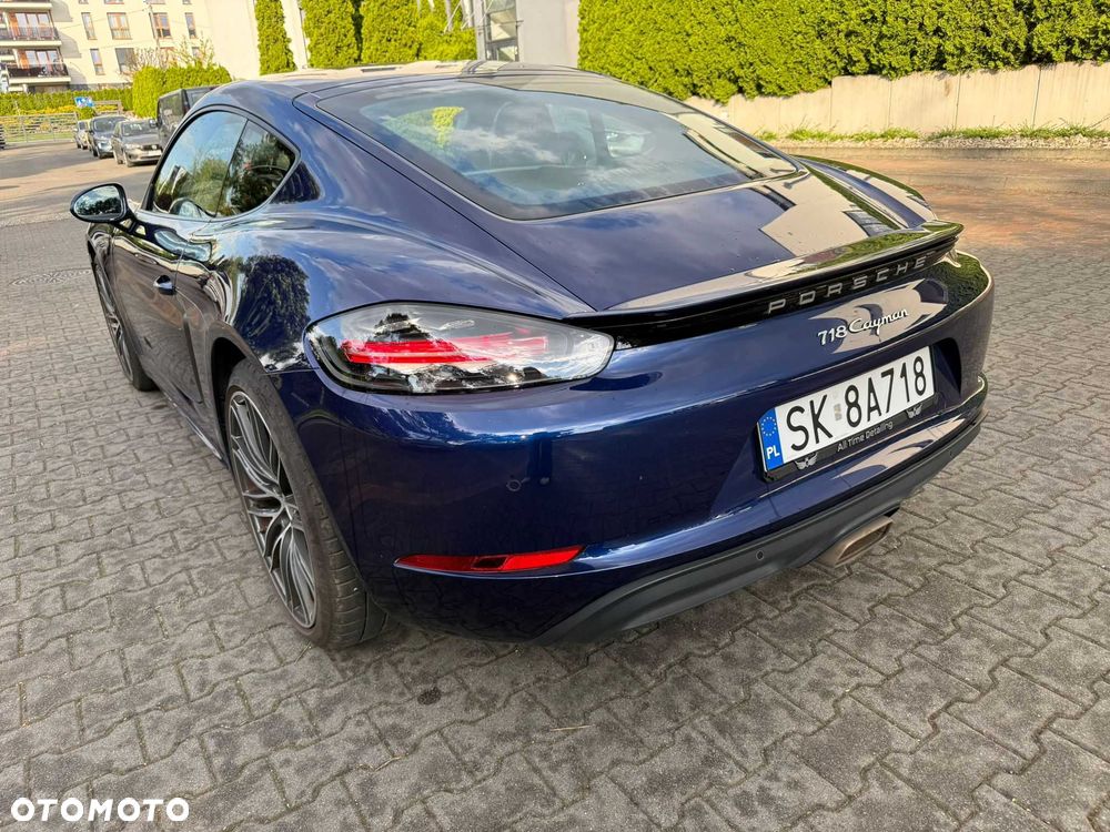 Porsche 718 Cayman - 4
