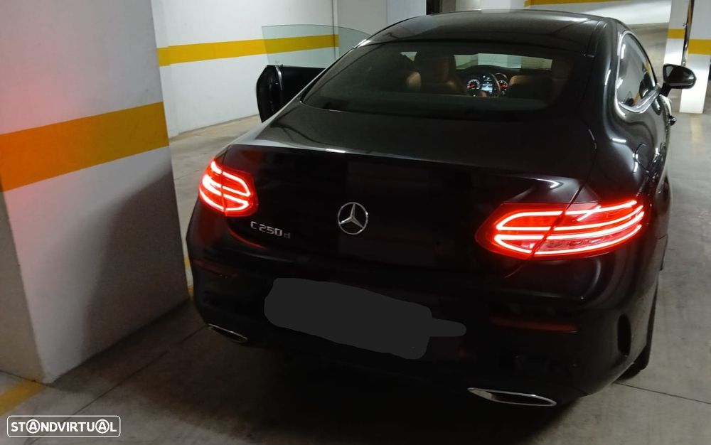 Mercedes-Benz C 250 d 4Matic 9G-TRONIC AMG Line - 4