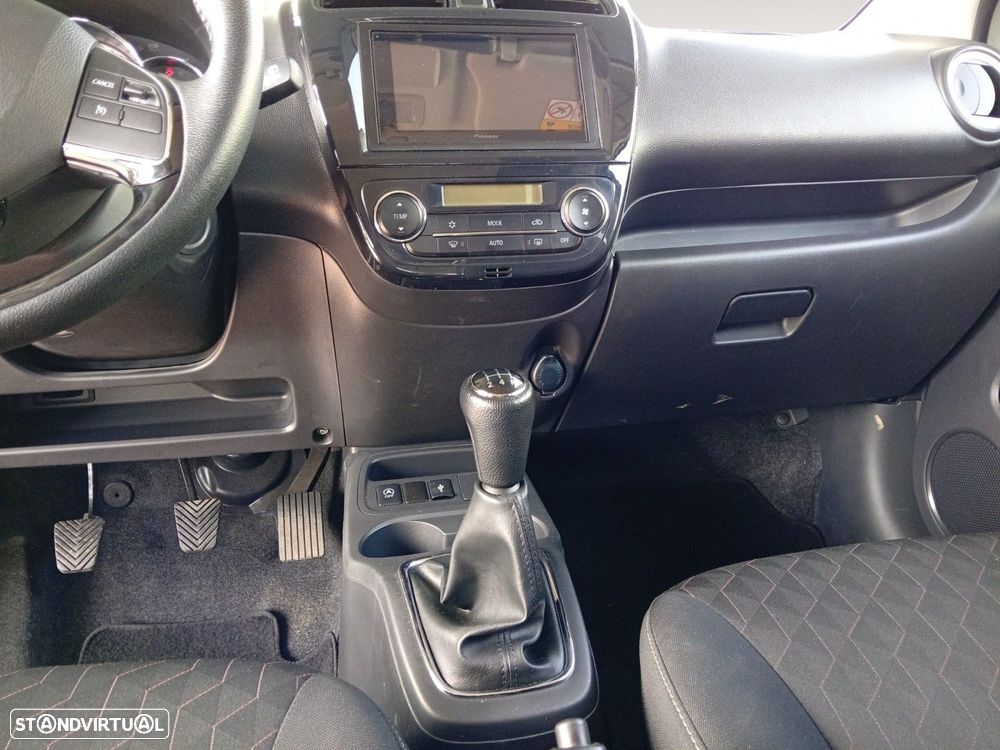 Mitsubishi Space Star 1.2 Intense Connect Edition — fotografia 11