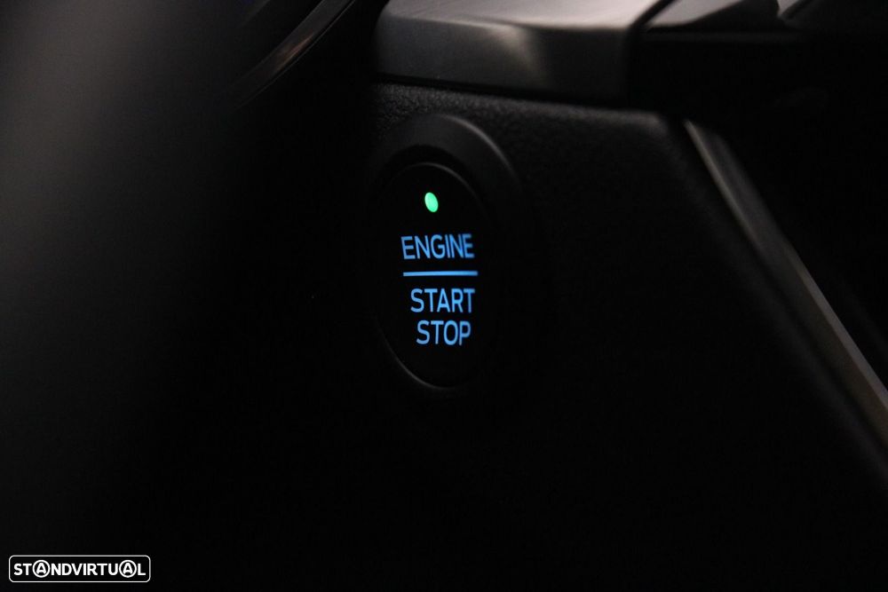 Ford Kuga 1.5 TDCi EcoBlue Titanium Aut. - 24