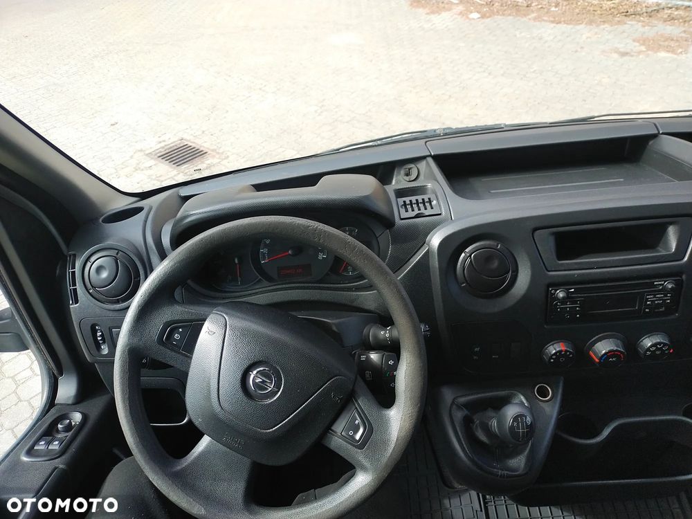Opel MOVANO - 27