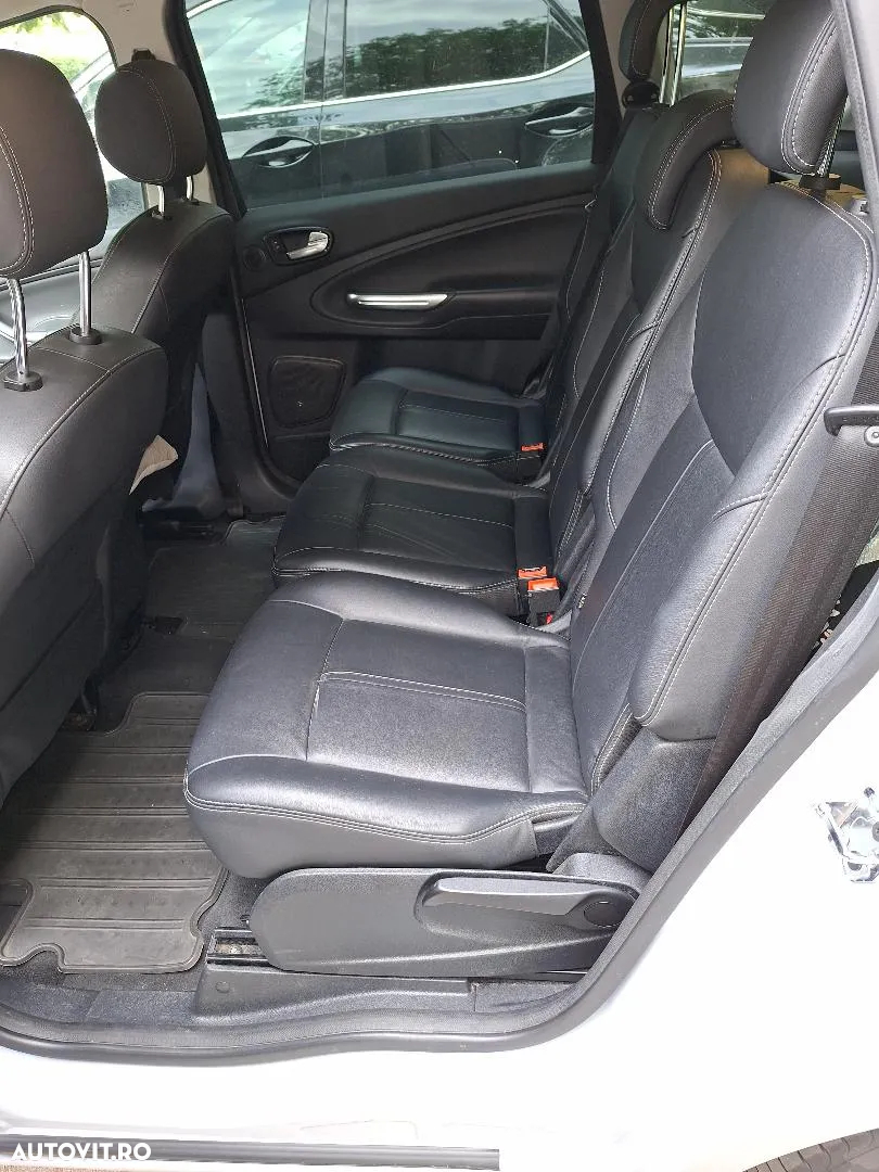 Ford S-Max 2.0 TDCi Powershift Titanium - 9