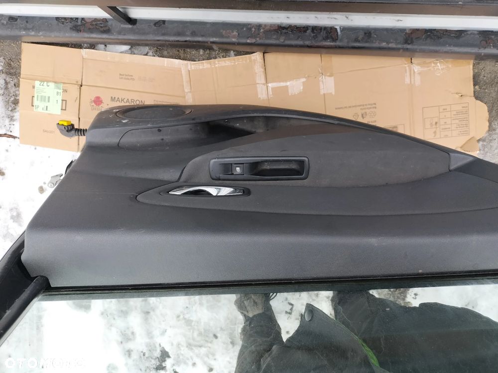 DRZWI LEWY TYŁ RENAULT SCENIC III  2008- - 11