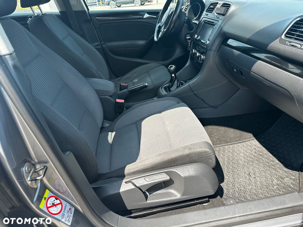 Volkswagen Golf 1.6 Highline - 17