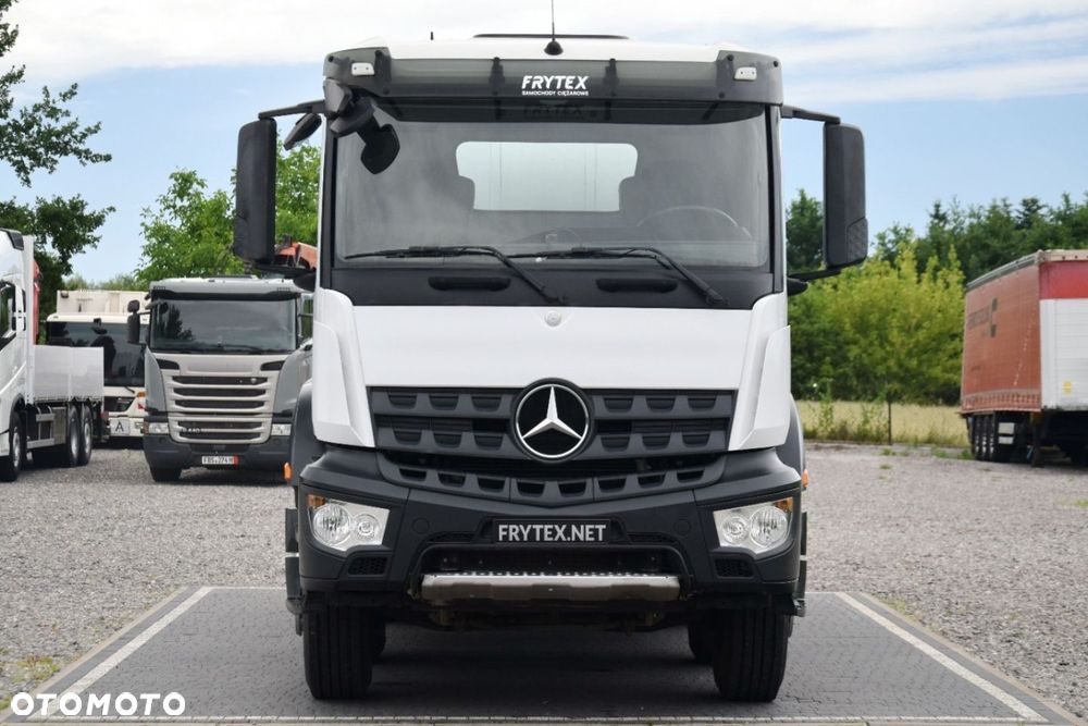 Mercedes-Benz Arocs 3243 - 2