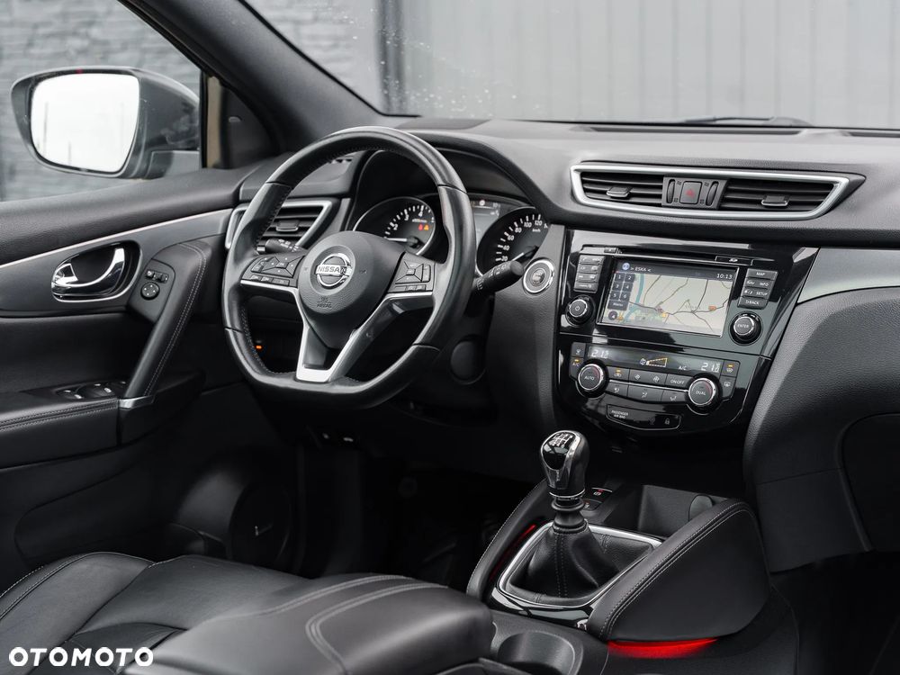Nissan Qashqai 1.6 DIG-T TEKNA+ - 21