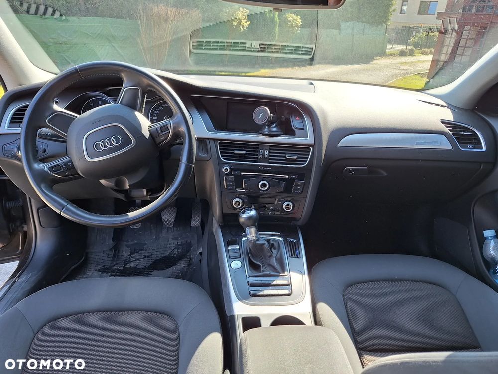 Audi A4 Allroad - 11