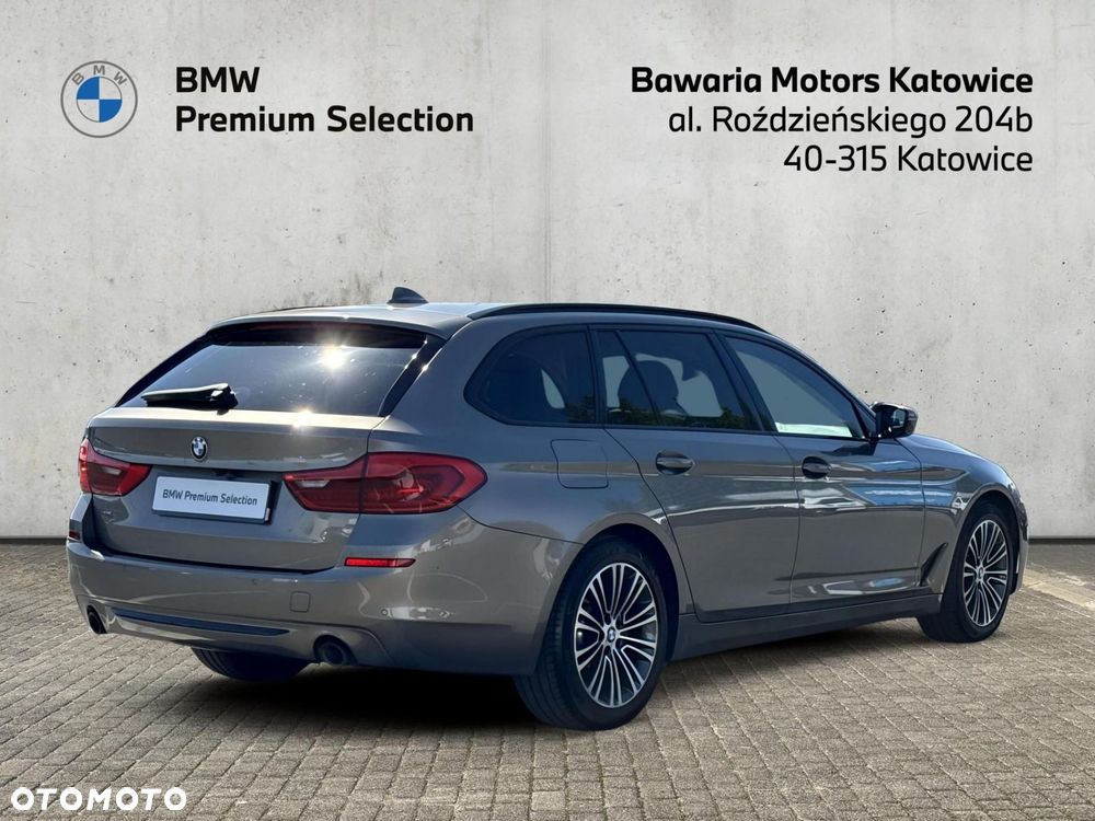 BMW Seria 5 530i xDrive Sport - 22