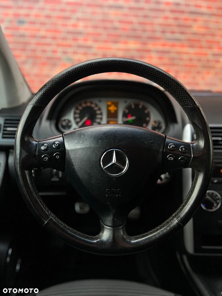 Mercedes-Benz Klasa A - 27