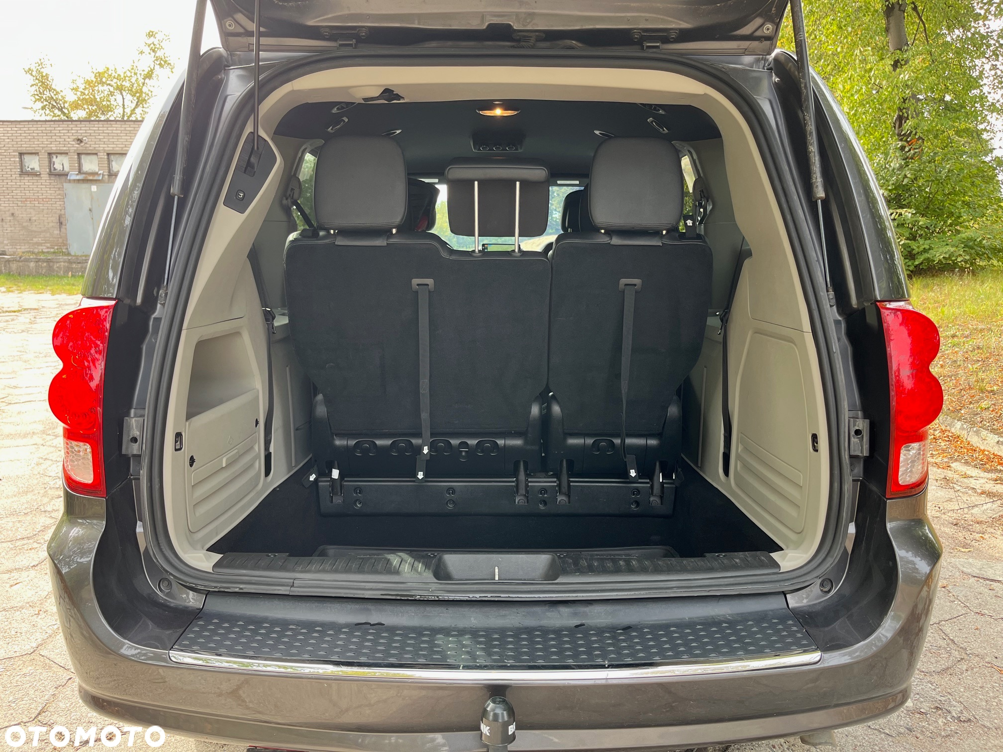 Dodge Grand Caravan - 19