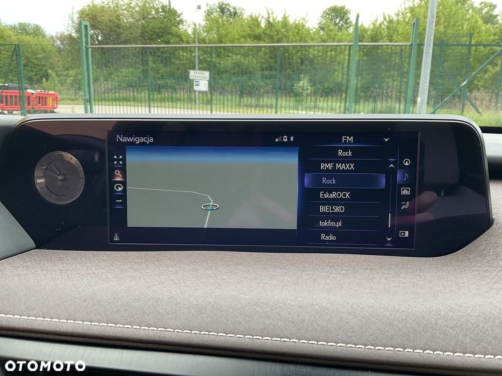 Lexus UX - 29