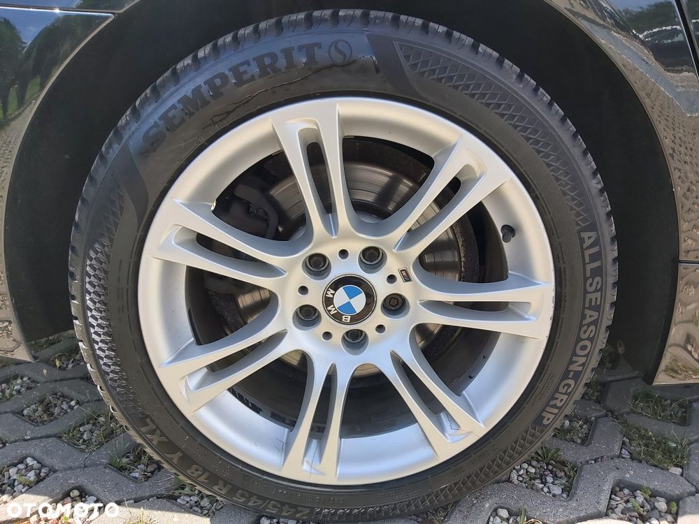 BMW Seria 5 520d Special Edition - 32