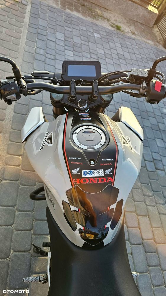 Honda CB - 9