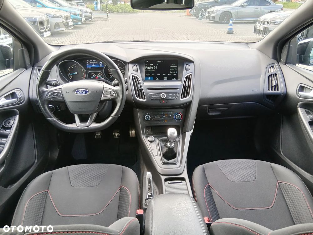 Ford Focus 1.5 EcoBoost ST-Line - 7
