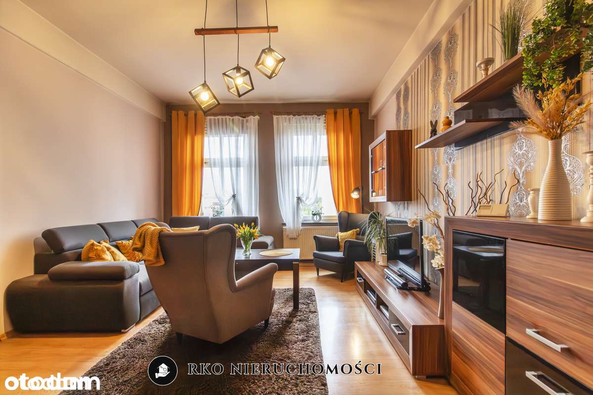 Dwupoziomowe mieszkanie, 105m2 do zamieszkania w centrum Żar