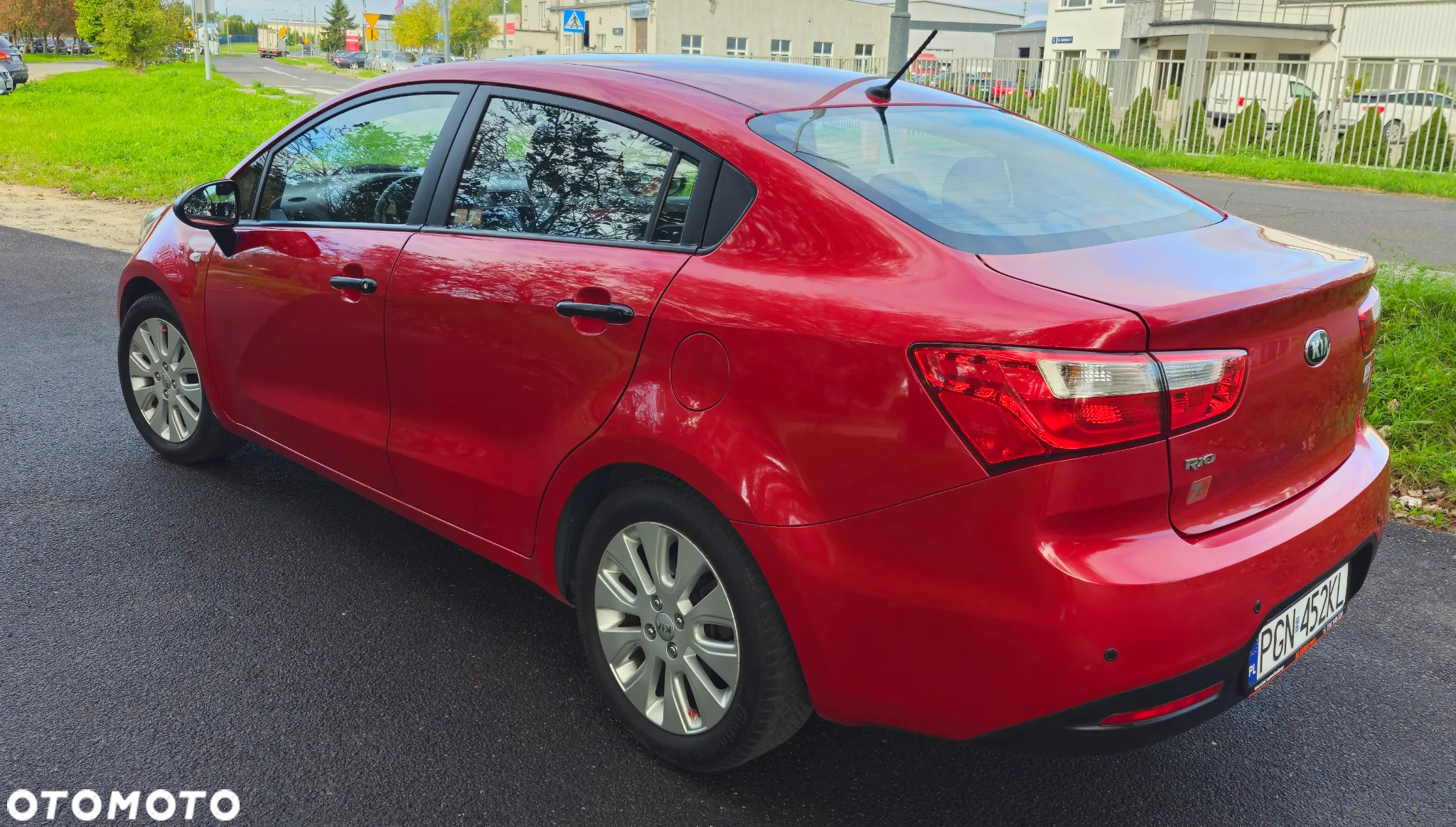 Kia Rio 1.2 L - 3