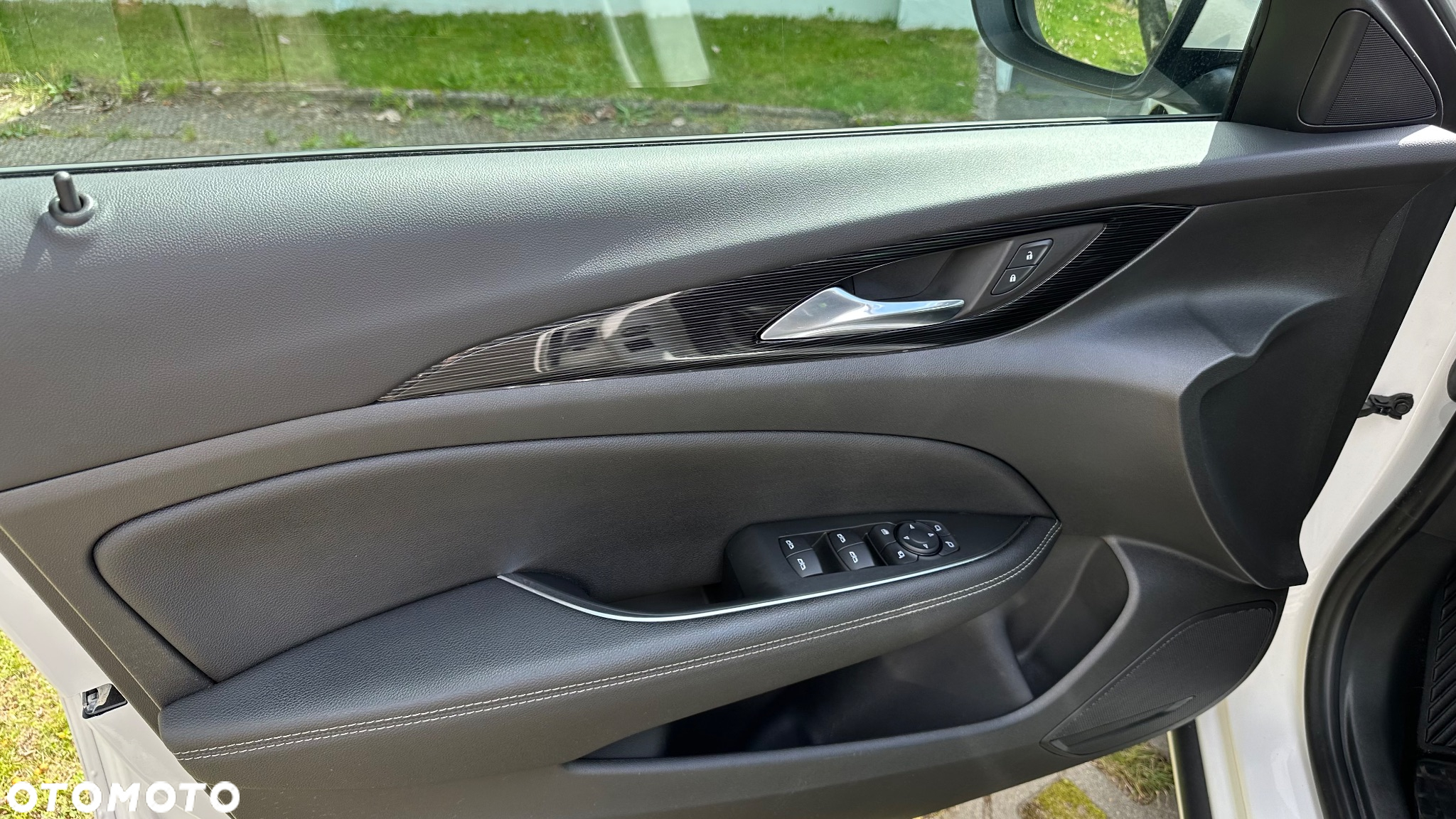 Opel Insignia 2.0 CDTI Exclusive S&S - 8