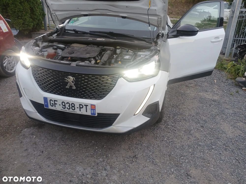 Peugeot 2008 - 4