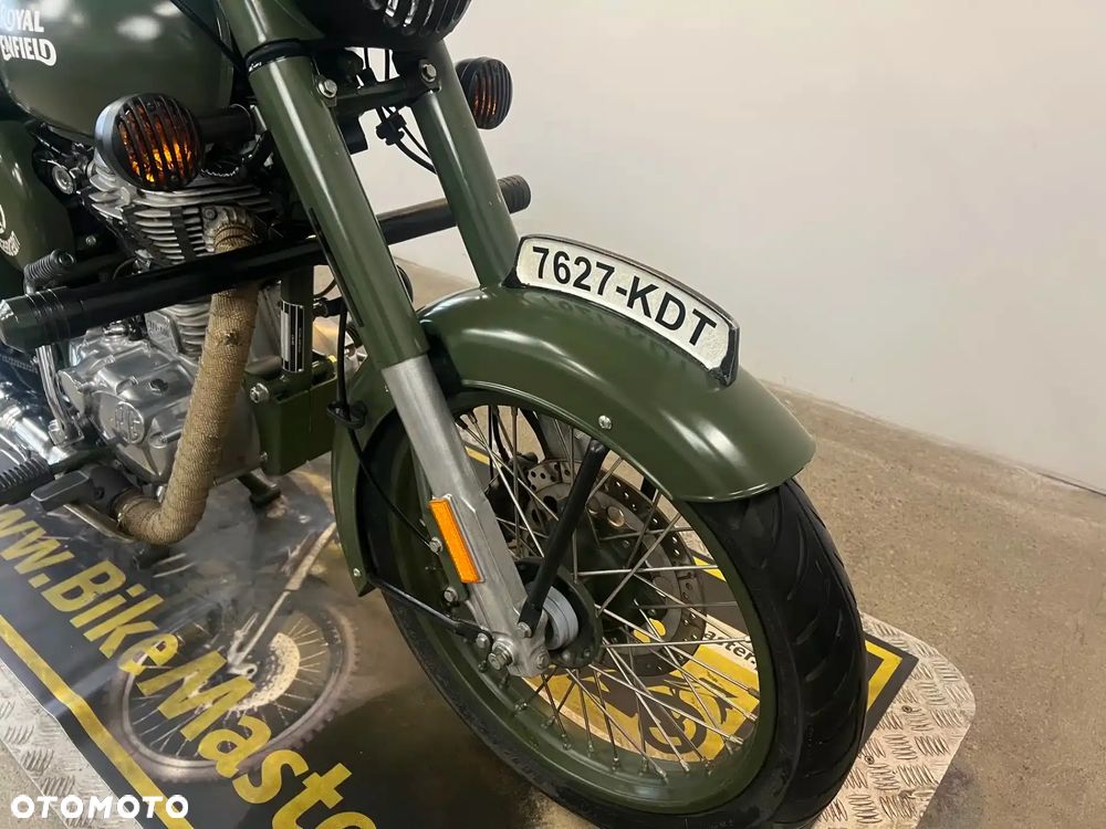 Royal Enfield Classic - 8