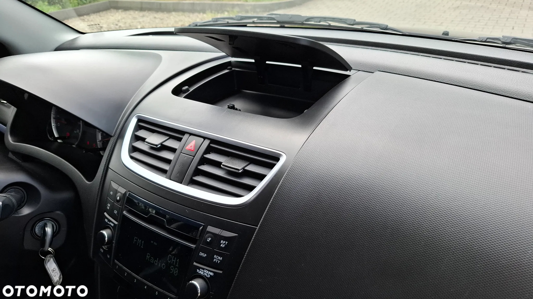 Suzuki Swift 1.2 Premium - 19
