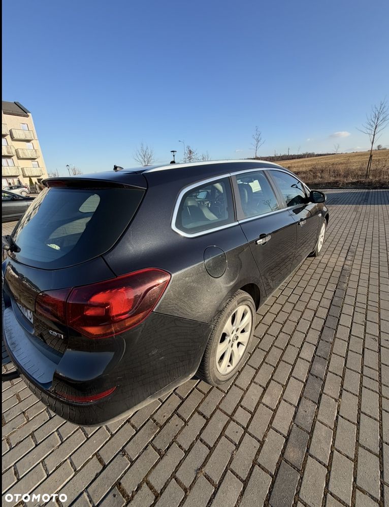 Opel Astra 1.7 CDTI - 9