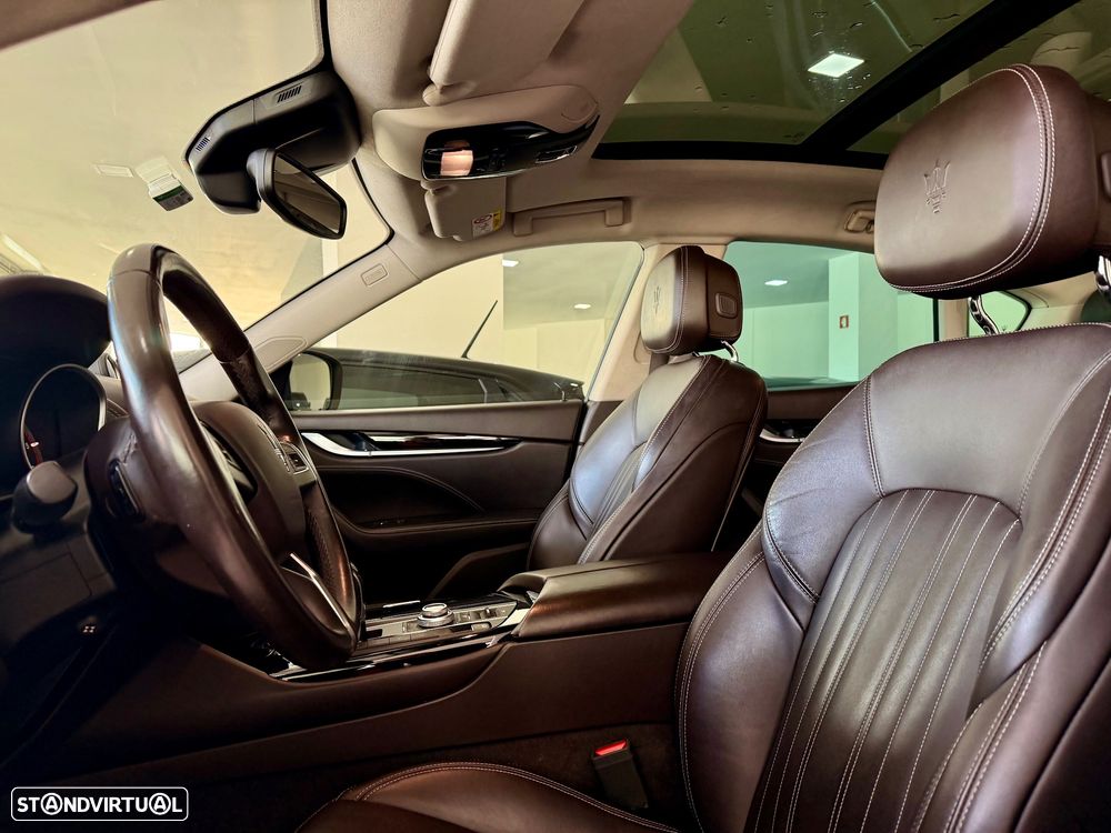 Maserati Levante - 20