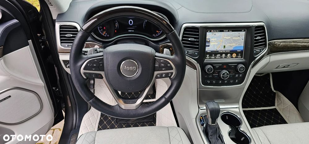 Jeep Grand Cherokee 5.7 V8 HEMI 4WD Automatik Summit - 31