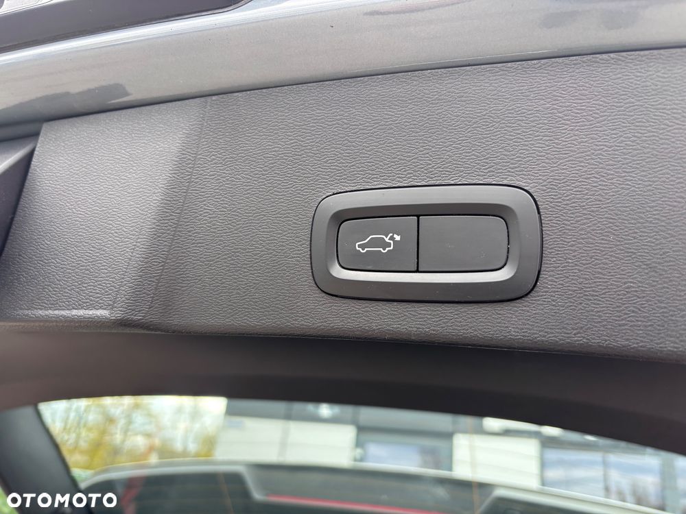 Volvo XC 40 D3 SCR Inscription - 33