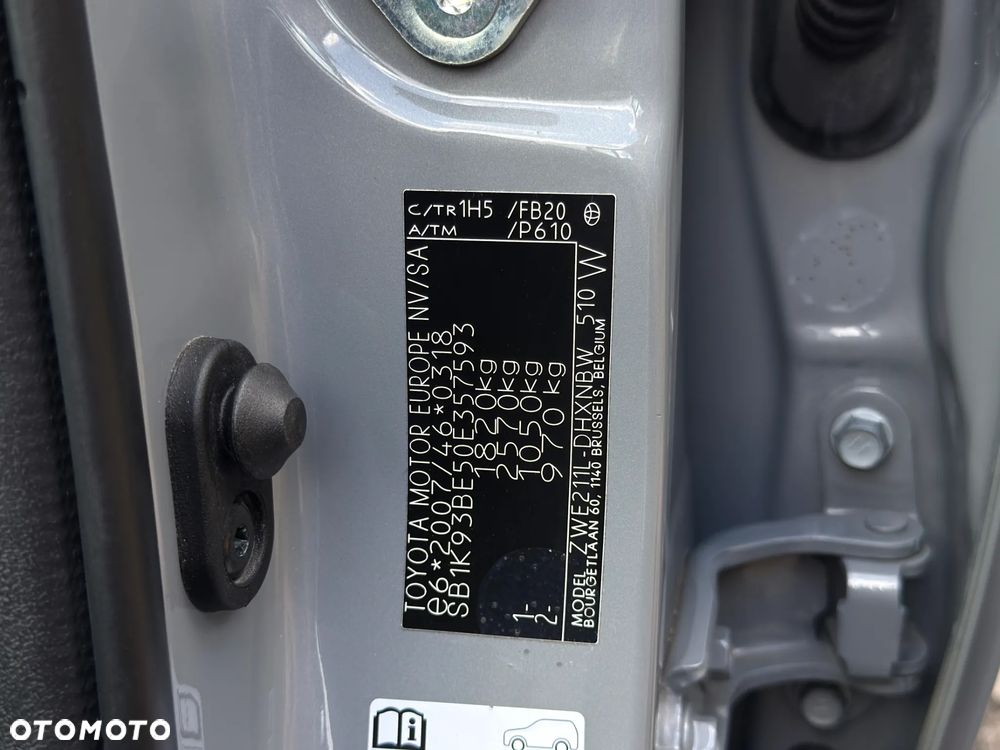 Toyota Corolla 1.8 Hybrid Comfort - 25