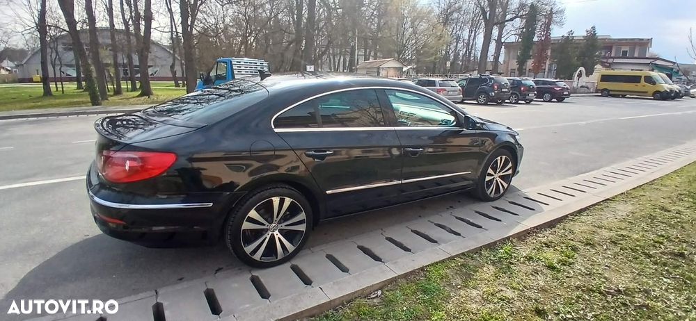 Volkswagen Passat CC 2.0 TDI BlueMotion Technology DSG Exclusive - 2