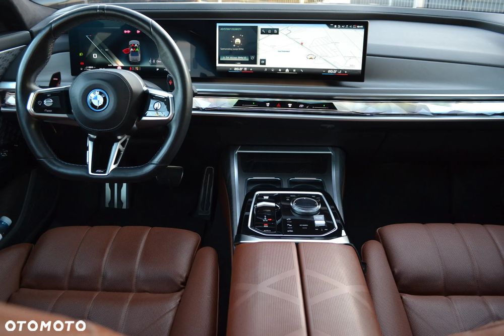 BMW Seria 7 M760e xDrive - 10