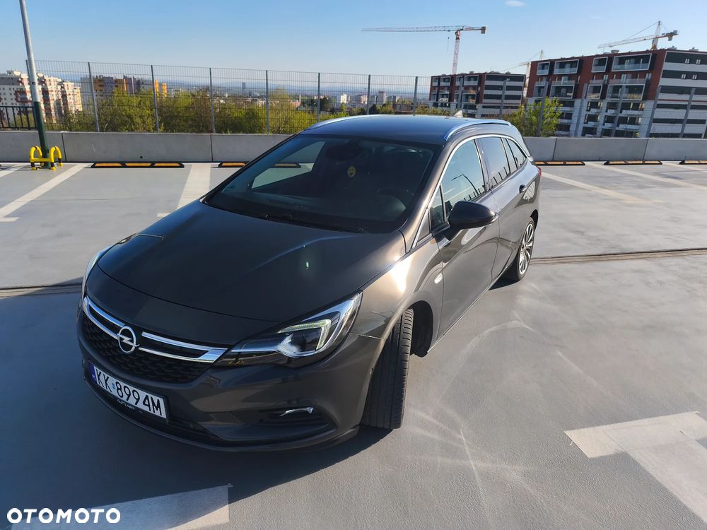 Opel Astra 1.6 BiTrb D (CDTI) Start/Stop Dynamic - 9